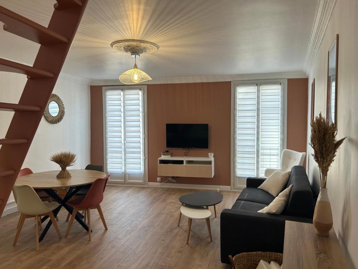 Duplex Climatise Proche Port Toulon Apartment Exterior photo